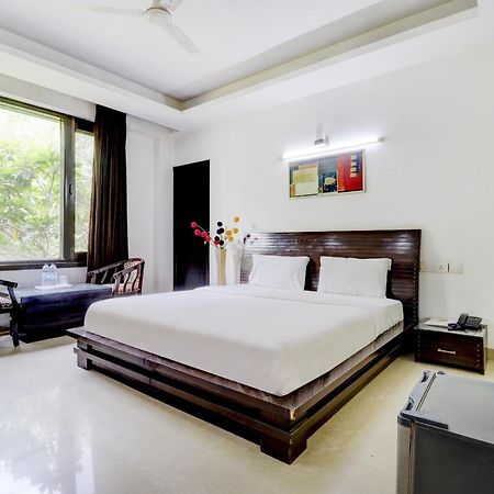 Dreamz Hospitality Gurgaon Hotel ภายนอก รูปภาพ