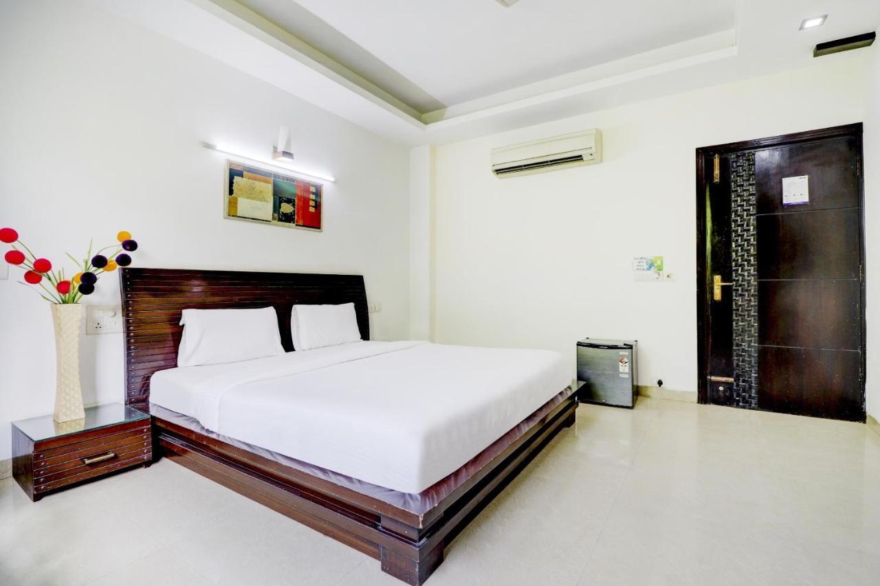 Dreamz Hospitality Gurgaon Hotel ภายนอก รูปภาพ