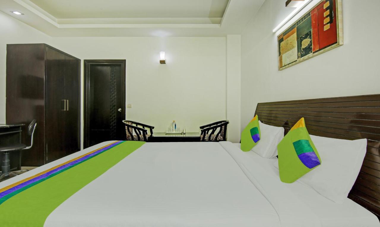 Dreamz Hospitality Gurgaon Hotel ภายนอก รูปภาพ