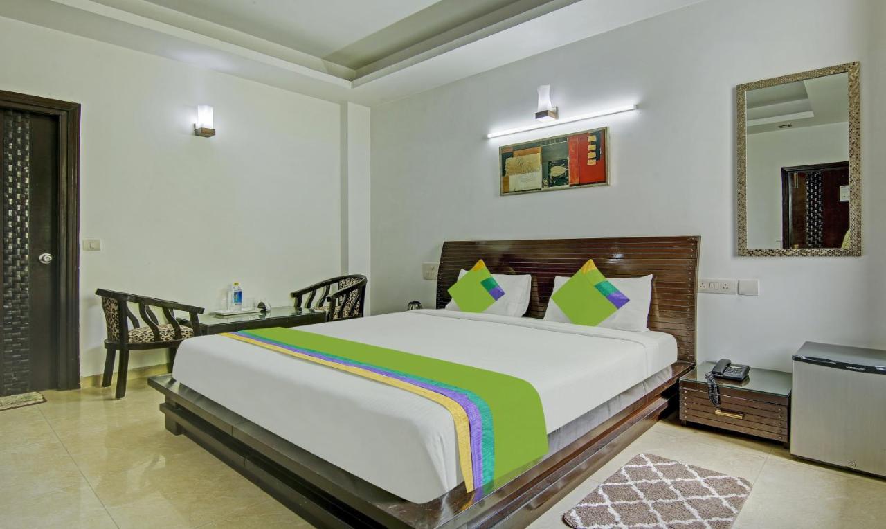 Dreamz Hospitality Gurgaon Hotel ภายนอก รูปภาพ